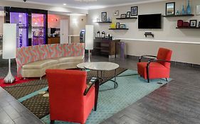 Best Western Airport Inn & Suites